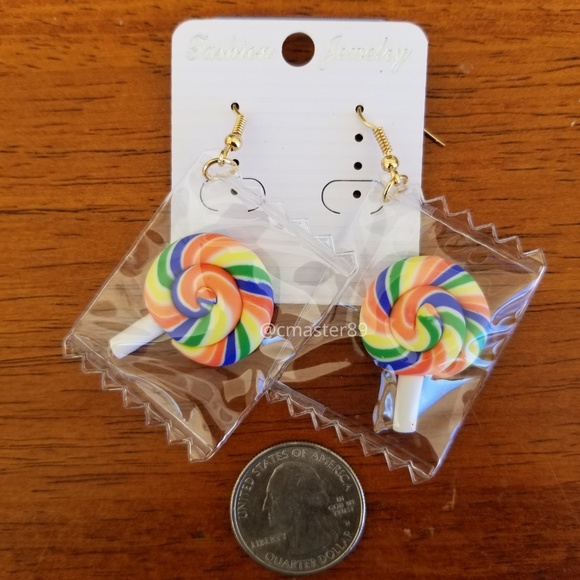 2 for $8 Packaged Bear Candy Lollipop Heart - Picture 4 of 7